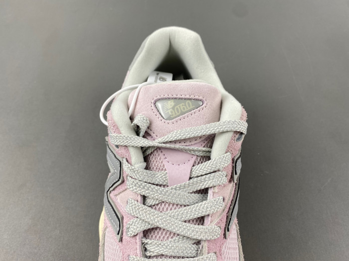 N3W BLANCE 9060 December Sky U9060HSP