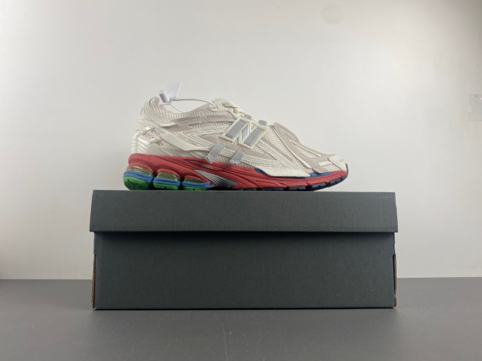 N3W BLANCE 1906A Sea Salt Astro Dust M1906AB