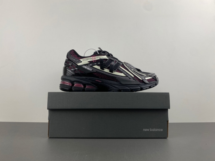 N3w Balance 1906A Black Pink U1906AD