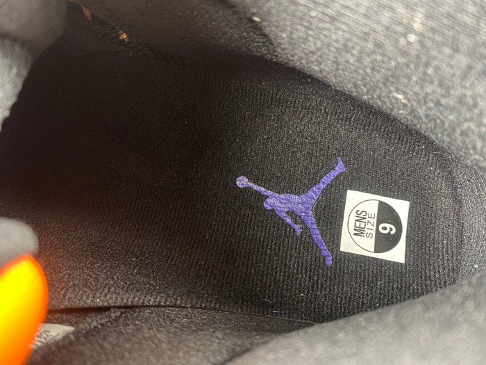 Air Jordan 11 Retro "Black Orange" CT8012-800