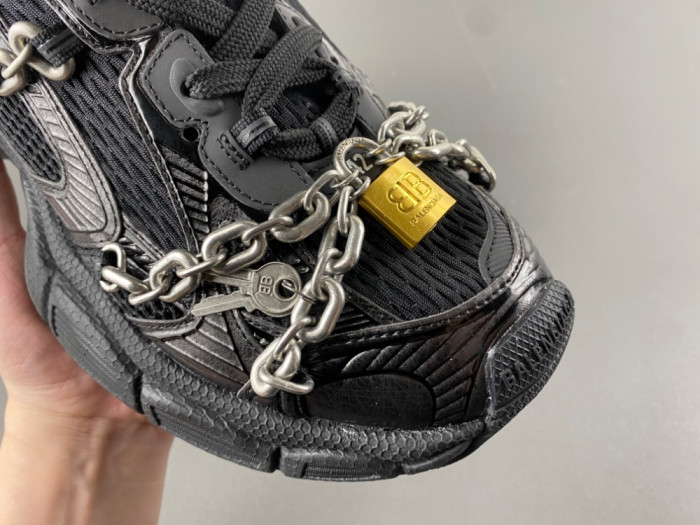 BLCG 3XL SNEAKER 825622 W3XPL 1882