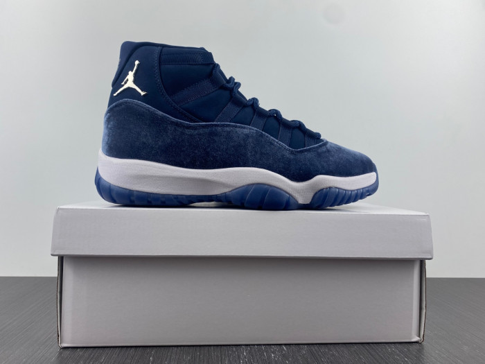 AIR Jordan 11 Retro Midnight Navy AR0715-441