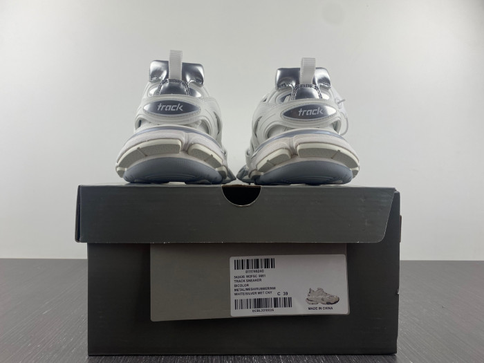 BLCG Track Trainer White Silver 542436 W2F5C 9081