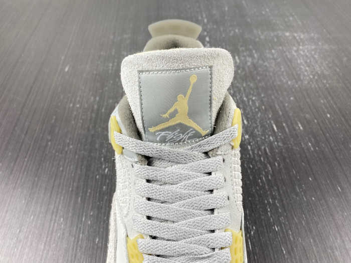 Air Jordan 4 Retro SE Craft Photon Dust DV3742-021