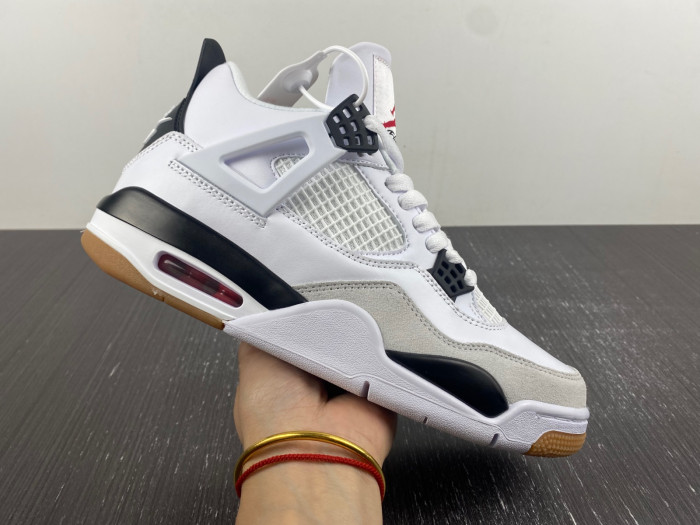 Nike SB x Air Jordan 4 Black and White DR5415-100