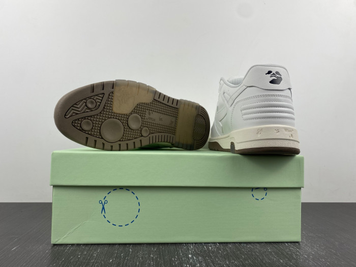 OFW SNEAKER
