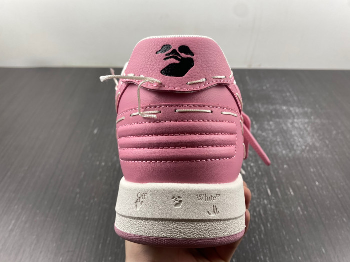OFW SNEAKER