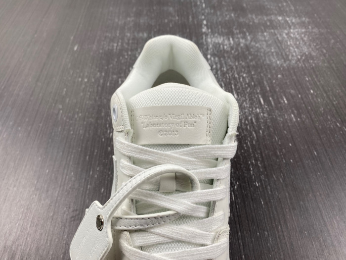 OFW SNEAKER