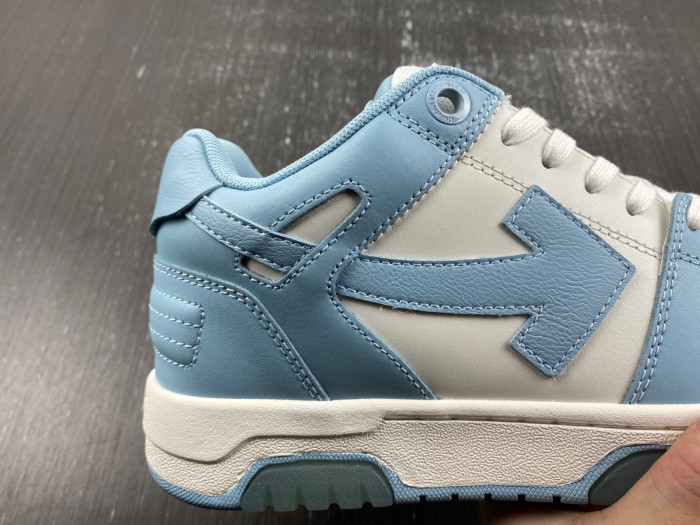 OFW SNEAKER