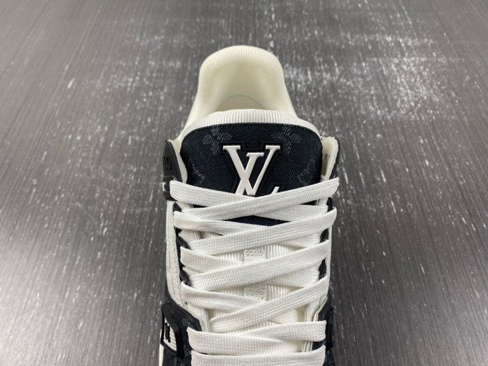 D00G7 Lou1su1tt SNEAKER LOW