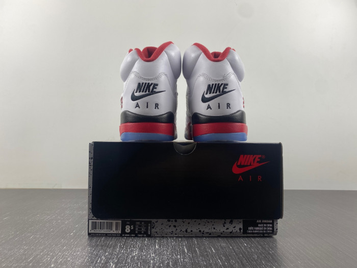 Air Jordan 5 Retro Fire Red Black Tongue (2013) 136027-120