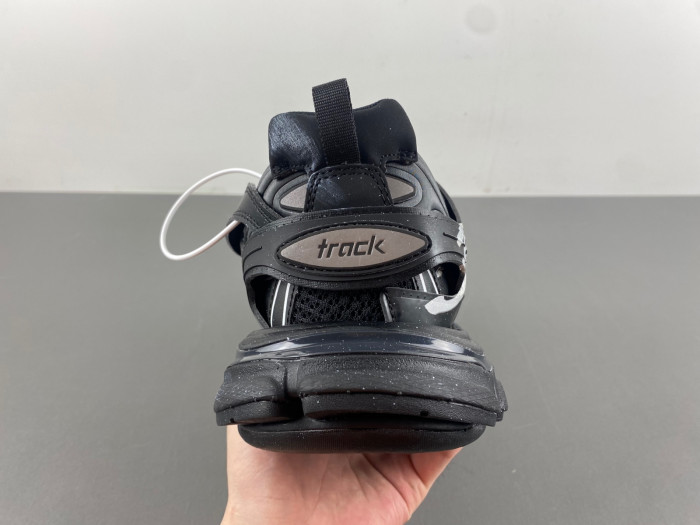 BLCG Track Trainer 542023 WTRHW 1090