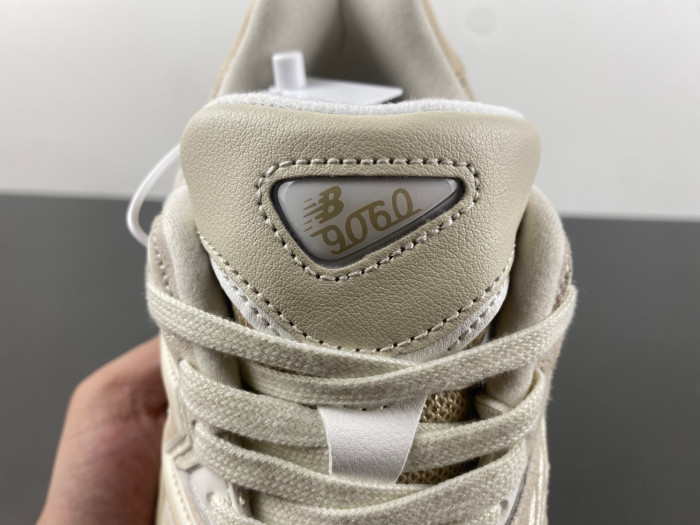 N3W BLANCE 9060 Beige U9060SS