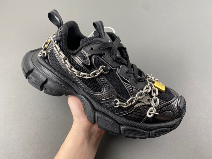 BLCG 3XL SNEAKER 825622 W3XPL 1882
