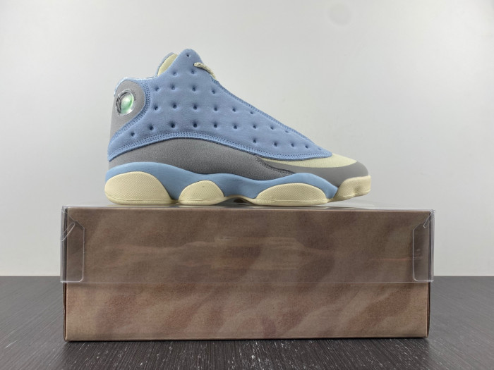 Air Jordan 13 SOLEFLY DX5763-100