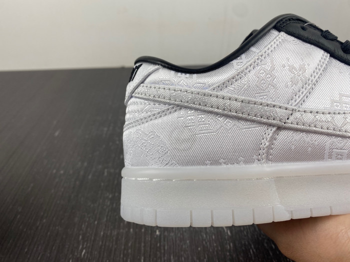 CLOT x fragment x Nike Dunk Low FN0315-110