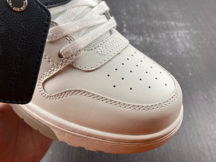 OFW SNEAKER