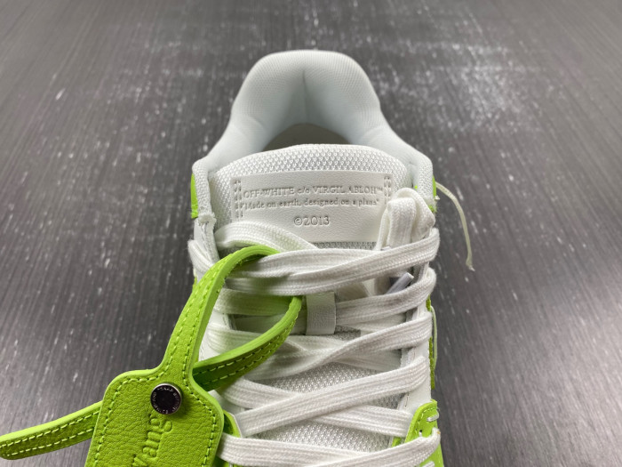 OFW SNEAKER