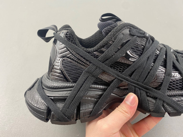 BLCG PHANTOM SNEAKER 734731 W3XL1 1000