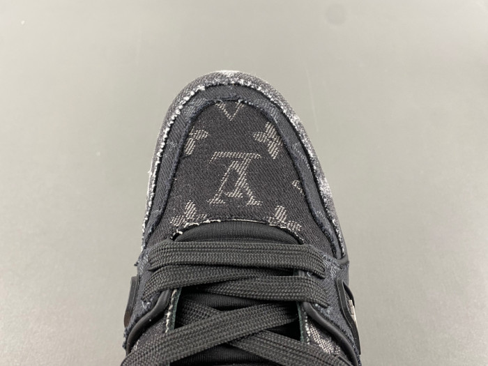 Lou1su1tt Skate Sneaker