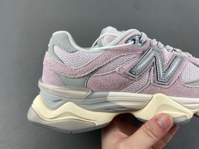 N3W BLANCE 9060 December Sky U9060HSP