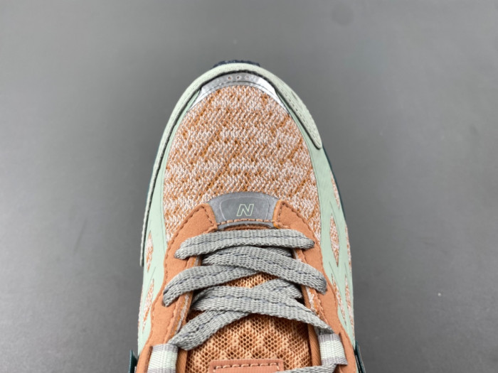 N3w Balance 1906W New Spruce Light Sparrow U1906WFB