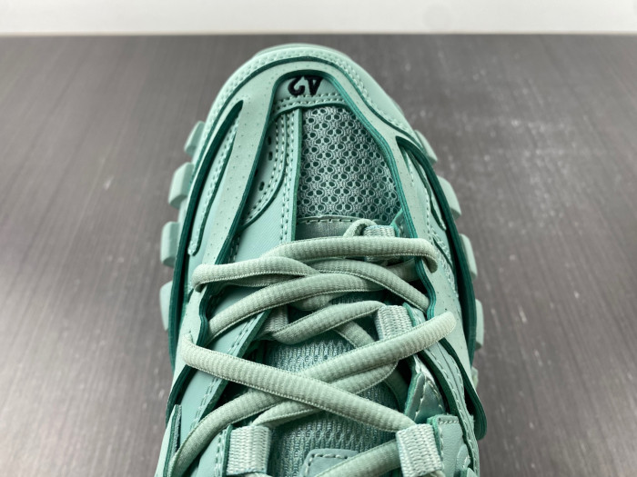 BLCG Track Trainer ice blue 542023 W2LA2 4010
