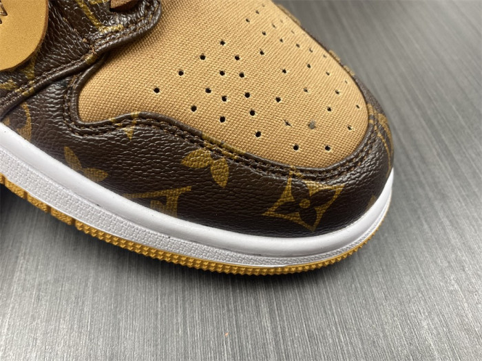 AIR JORDAN 1 OFW Low Top (WITH CASE)