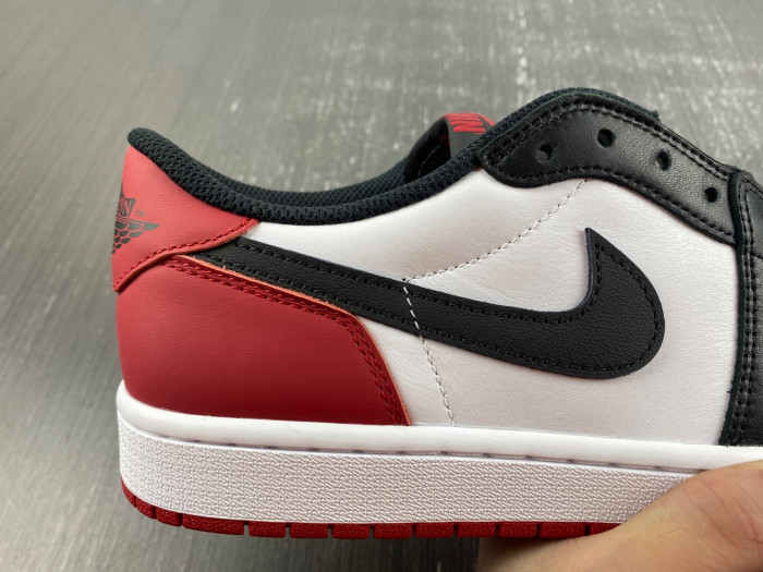 Air Jordan 1 Low OG "Black Toe" CZ0790-106