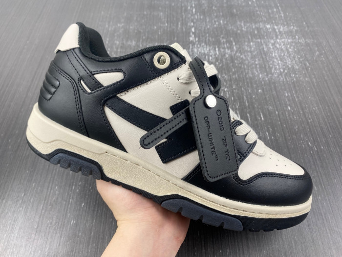 OFW SNEAKER
