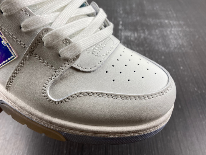 OFW SNEAKER