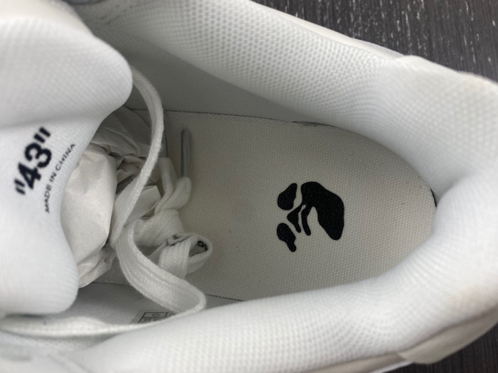 OFW SNEAKER