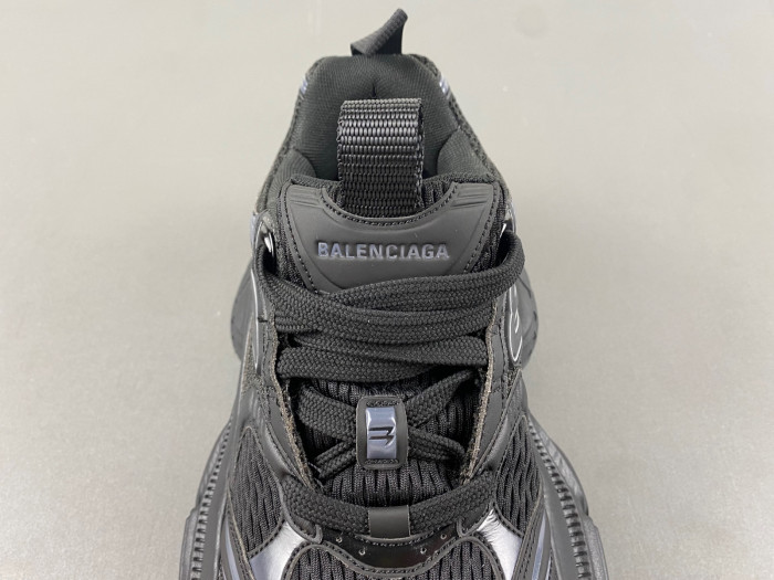 BLCG 911 SNEAKER 784342 W2MVZ 1010