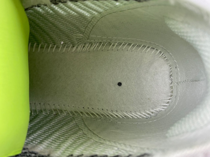 Nike Air Max Scorpion FK SE Light Silver Smoke Grey FQ2694-001