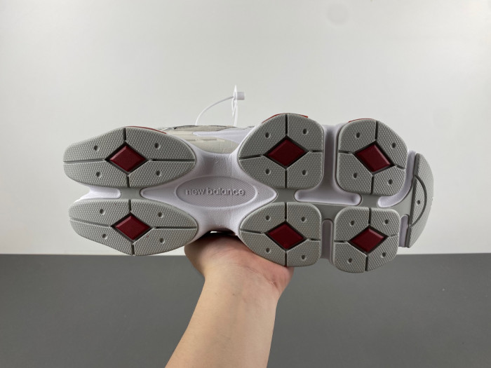 N3W BLANCE 9060 Boston College U9060EGL