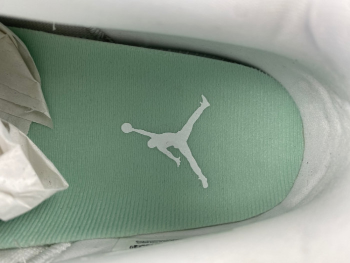 Air Jordan 11 Retro Low Igloo (Women