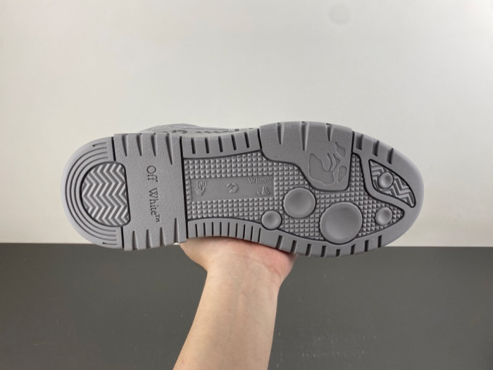 OFW SNEAKER