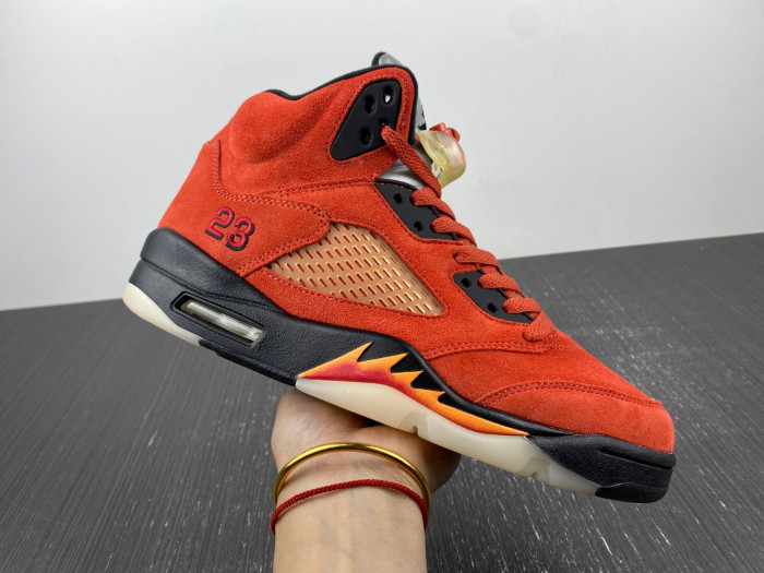 Air Jordan 5 Retro Dunk on Mars DD9336-800