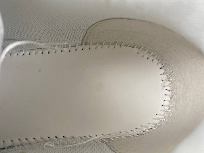 OFW SNEAKER