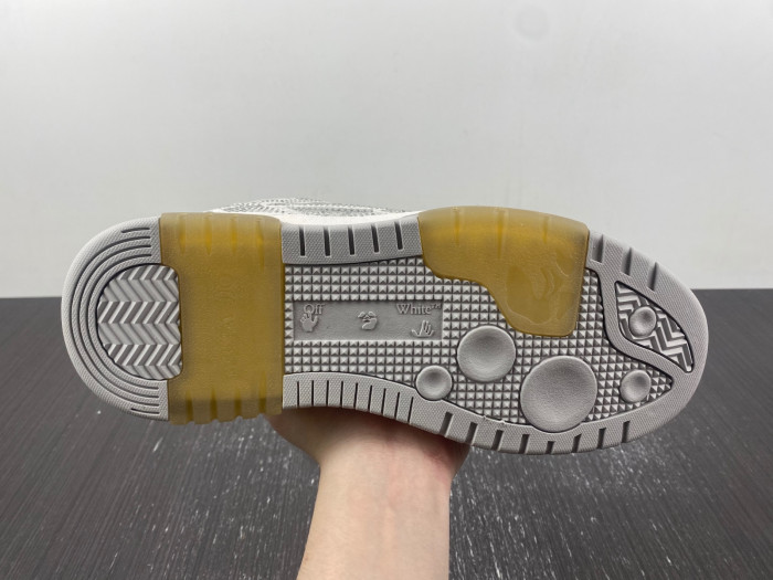 OFW SNEAKER