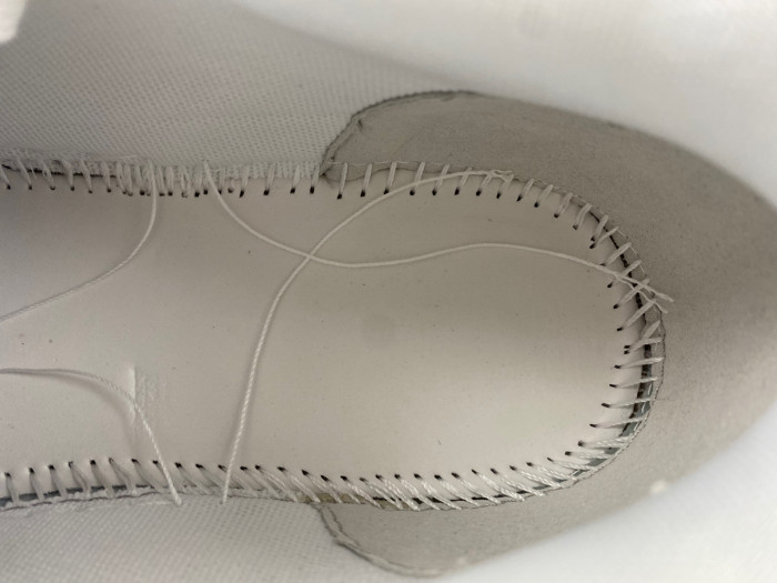 OFW SNEAKER