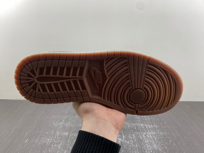 Travis Scott x Air Jordan 1 Low OG Canary DZ4137-700