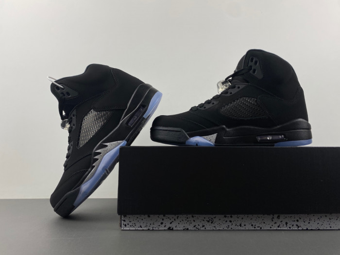 Air Jordan 5 "Black Cat" FZ2239-001