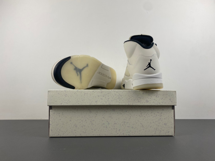 Air Jordan 5 Retro SE Sail (GS) FQ3682-100