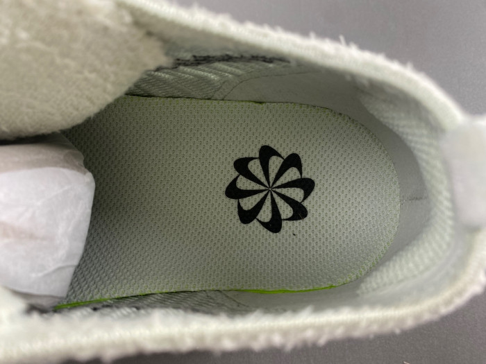 Nike Air Max Scorpion FK SE Light Silver Smoke Grey FQ2694-001
