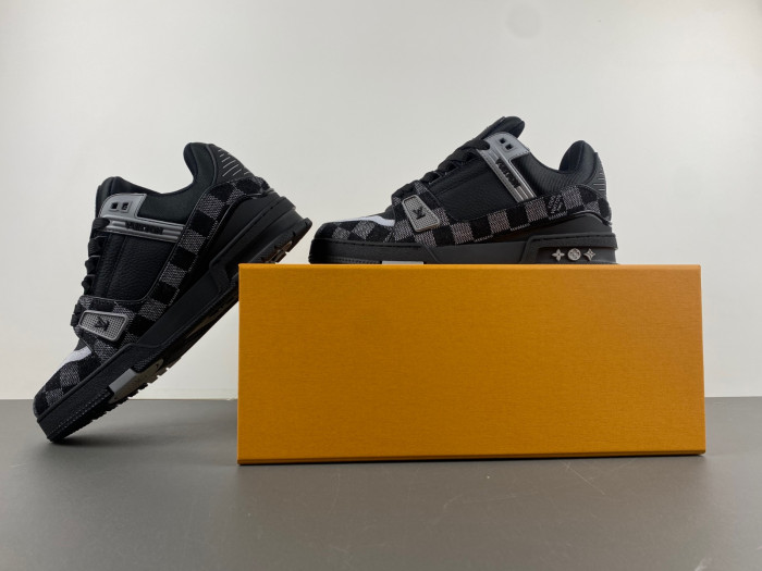 Lou1su1tt Skate Sneaker