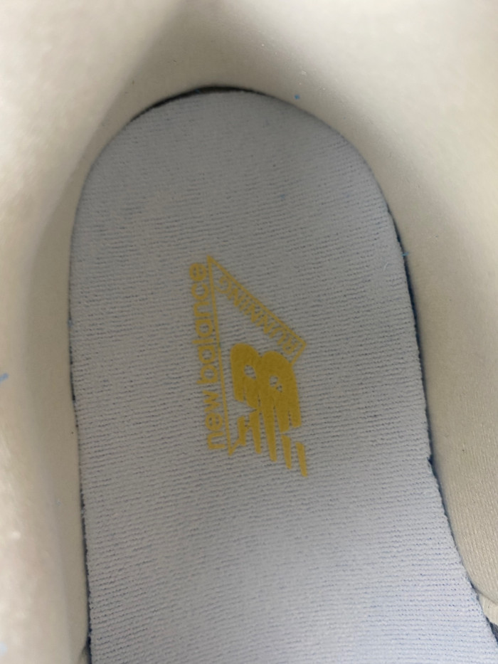 N3W BLANCE 9060 Beige U9060SS