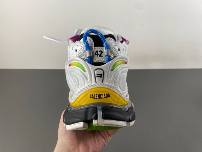 BLCG Runner Suede Sneaker 772774 WRUNG 9800