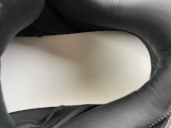 Lanu1n sneakers