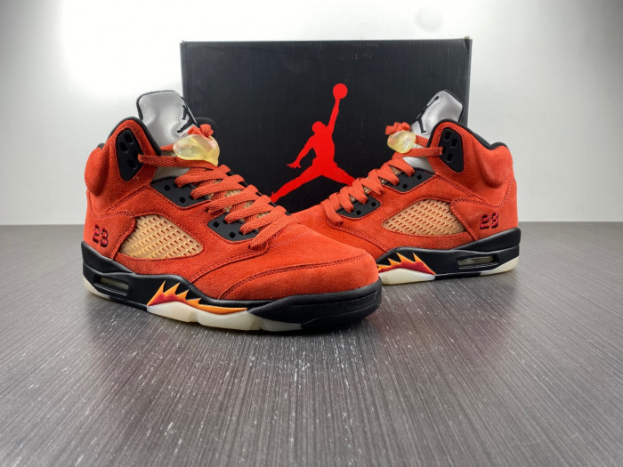 Air Jordan 5 Retro Dunk on Mars DD9336-800